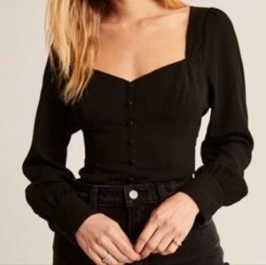 Long sleeve button through top NWT